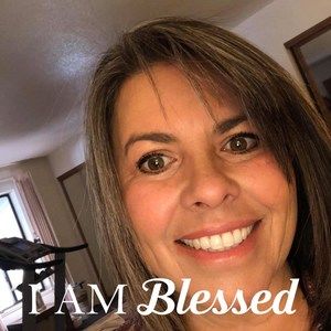 Meet your Posher, Dena